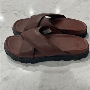 UGG Men's Brown Leather Cross-Strap Sandals